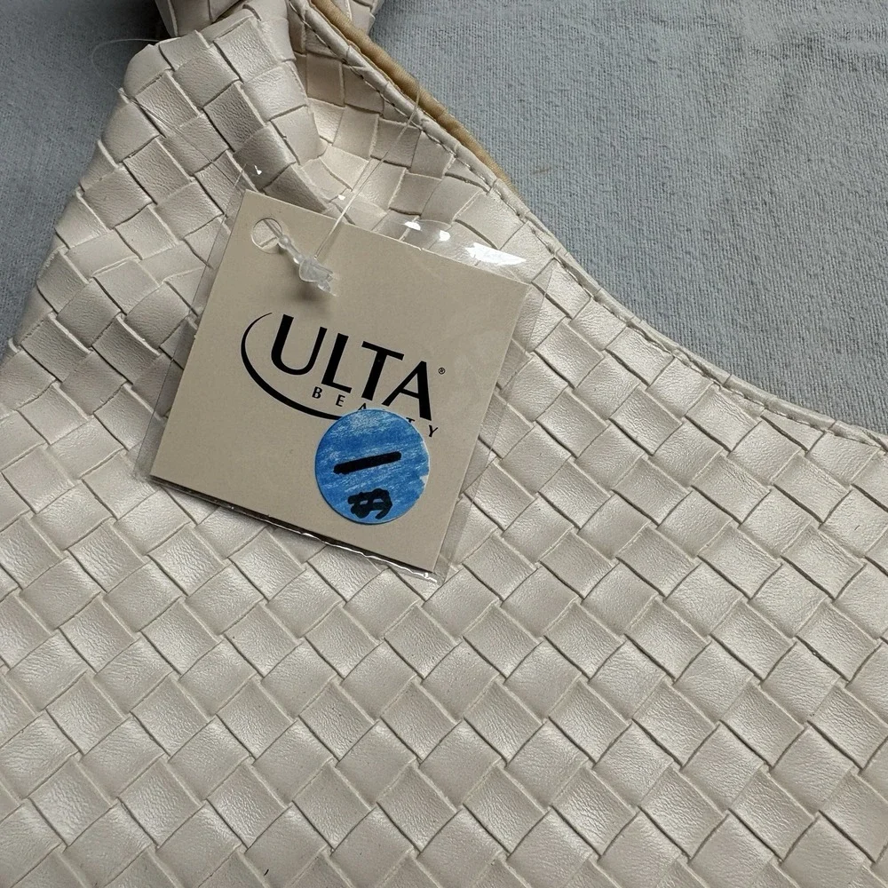ULTA Beauty Ivory Woven Hobo Shoulder Bag Magnetic Closure Gold Hardware